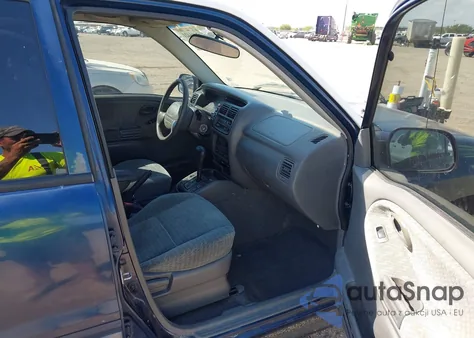 2002 Suzuki Vitara Jls from USA, damaged, VIN 2S3TE52V226102190